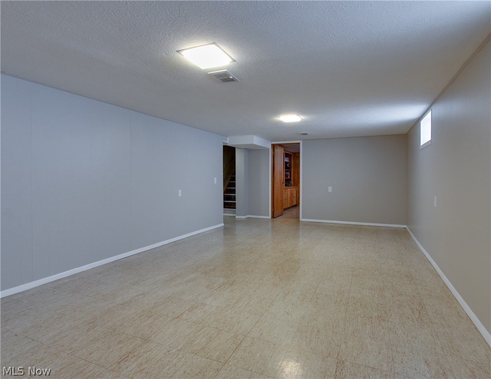 30835 Roosevelt Road Wickliffe, OH 44092 - Photo 18 of 22 Gallery Image 18