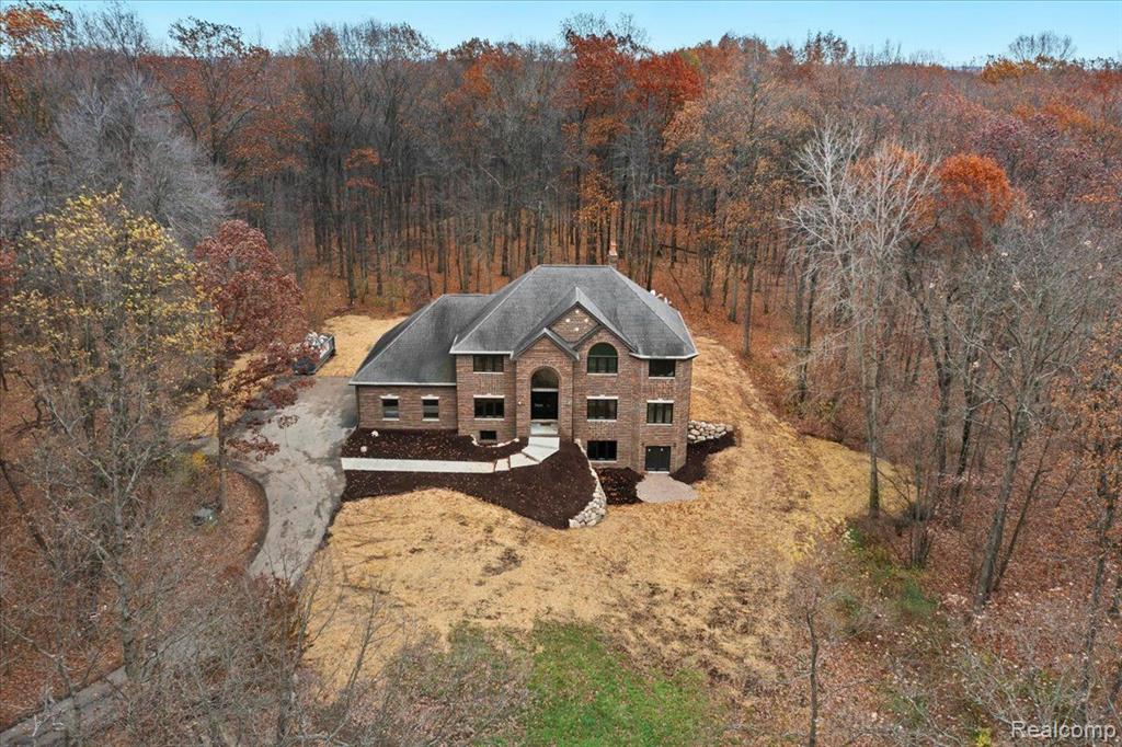 19297 Hickory Ridge Road Fenton, MI 48430 - Photo 44 of 52 Gallery Image 44