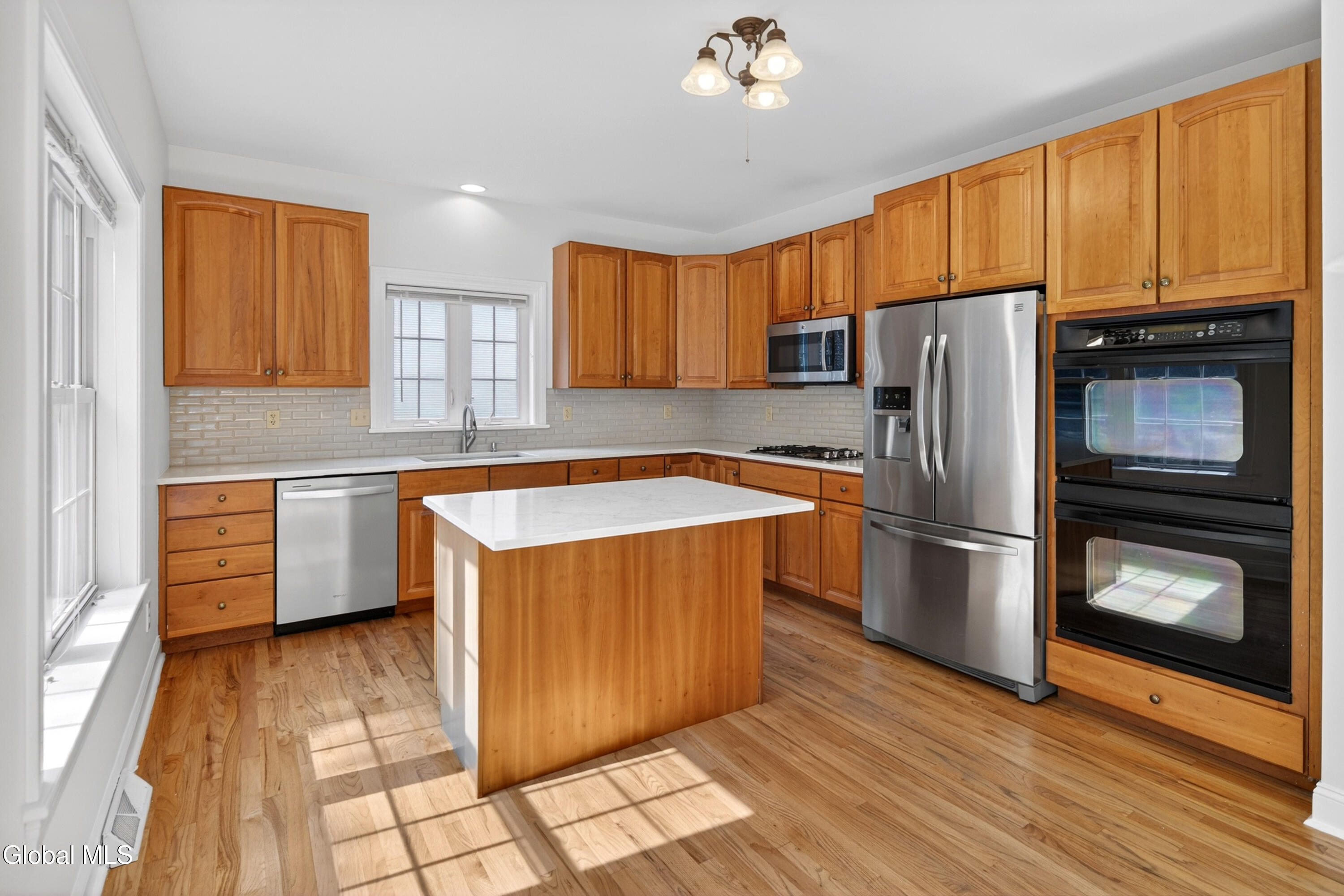 43 Dyke Road Colonie, NY 12110 - Photo 14 of 45 20-print-019_DSC02194
