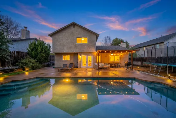 $425,000 | 707 Alamine Drive, Redding, CA 96003