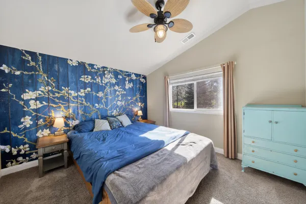$425,000 | 707 Alamine Drive, Redding, CA 96003