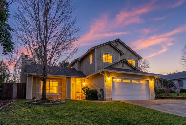 $425,000 | 707 Alamine Drive, Redding, CA 96003