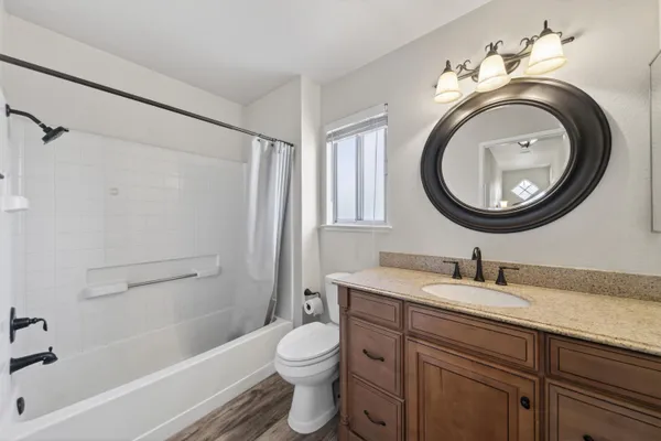 $425,000 | 707 Alamine Drive, Redding, CA 96003