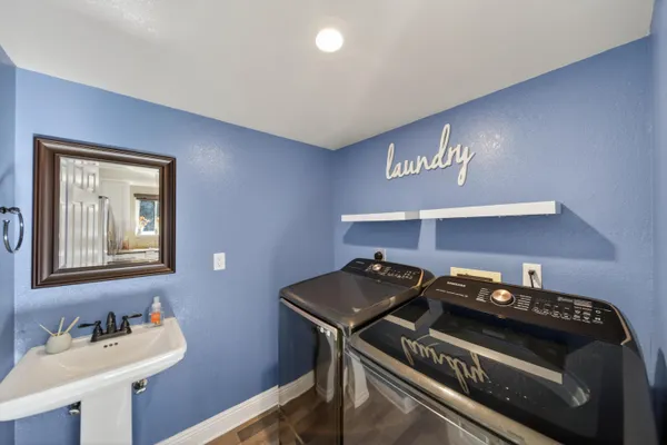 $425,000 | 707 Alamine Drive, Redding, CA 96003