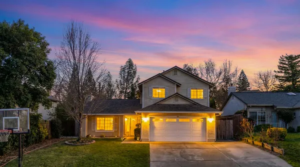 $425,000 | 707 Alamine Drive, Redding, CA 96003