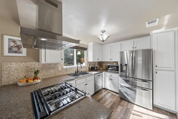 $425,000 | 707 Alamine Drive, Redding, CA 96003