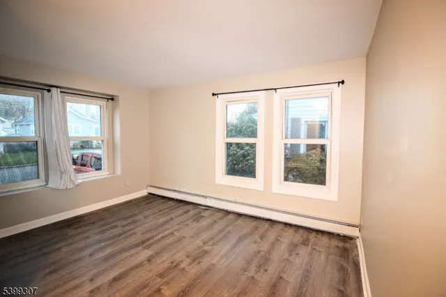 $3,200 | 31 Stewart Place, Fanwood, NJ 07023