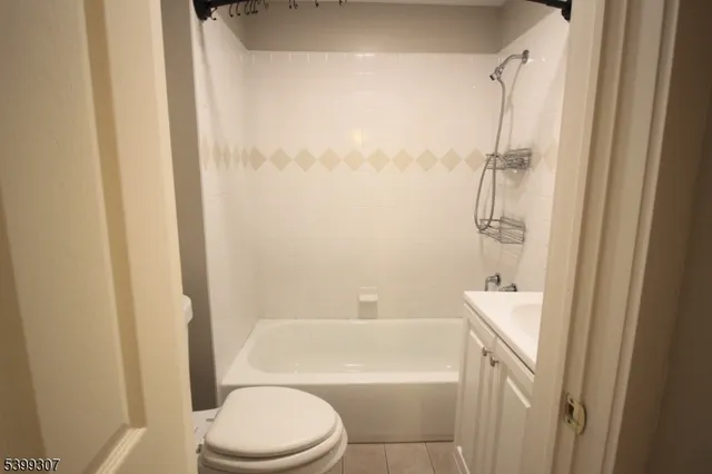 $3,200 | 31 Stewart Place, Fanwood, NJ 07023