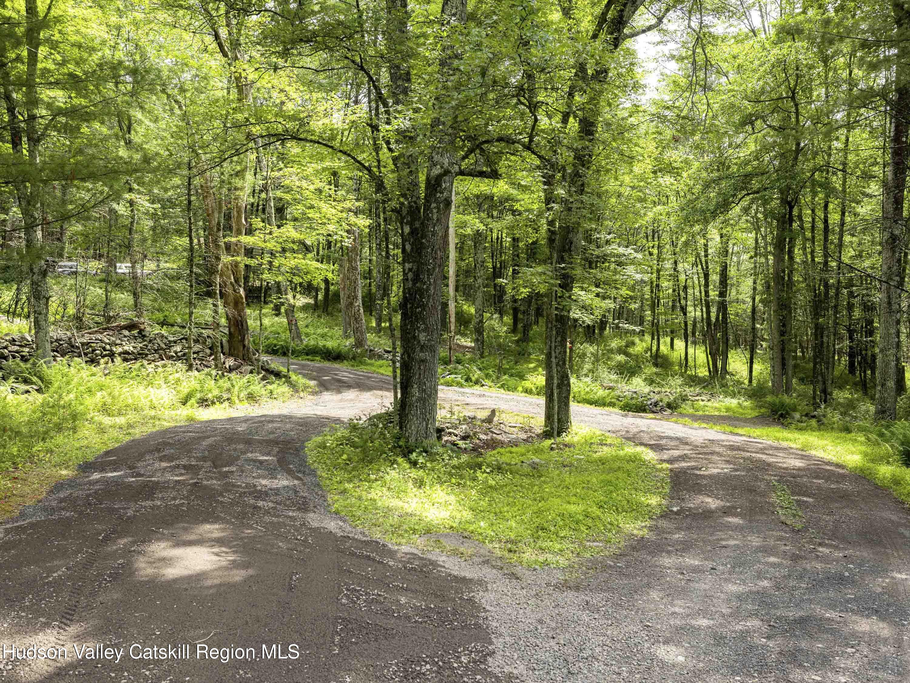 154 Lang Road Accord, NY 12404 - Photo 3 of 40 Lang Road Accord NY 12404 - 08