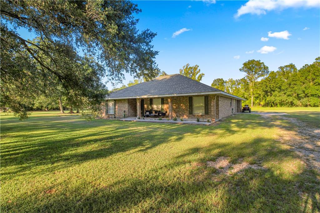 30405 Stewart Road Albany, LA 70711 - Photo 3 of 25 Gallery Image 3