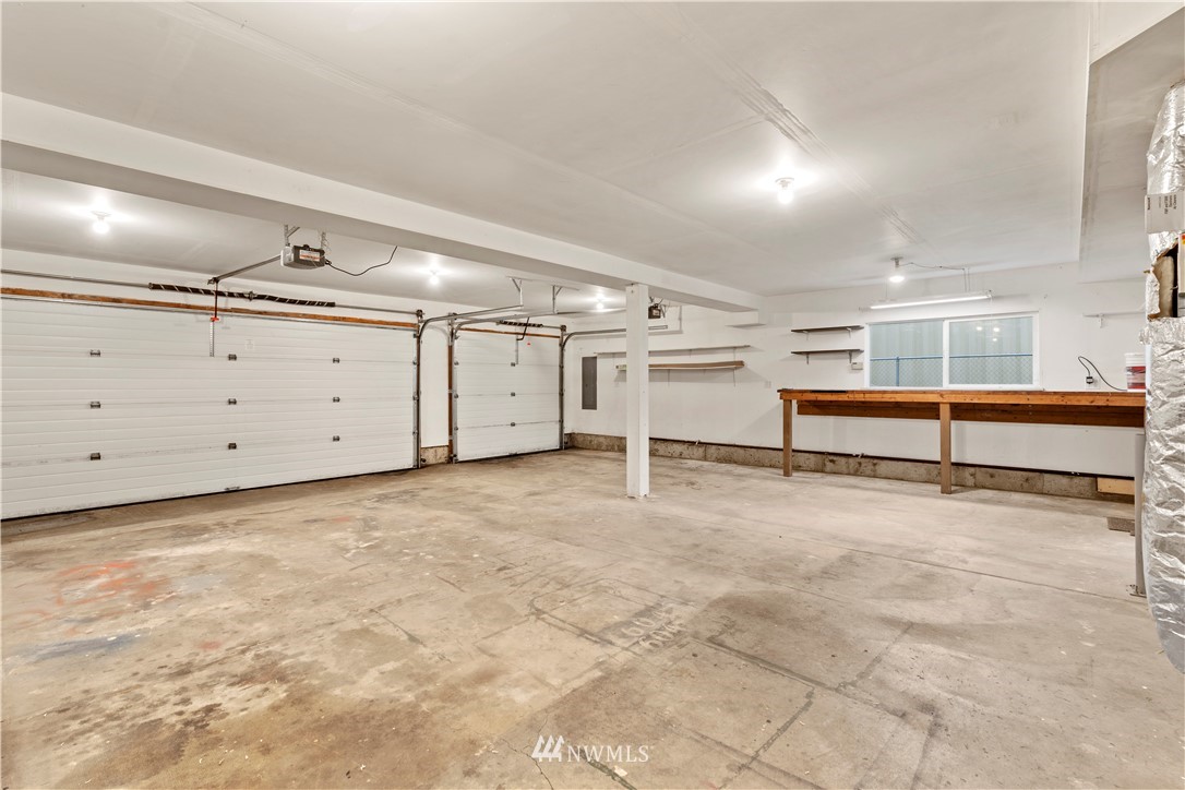 604 216th Street Southwest Bothell, WA 98021 - Photo 31 of 33 a view of an empty room