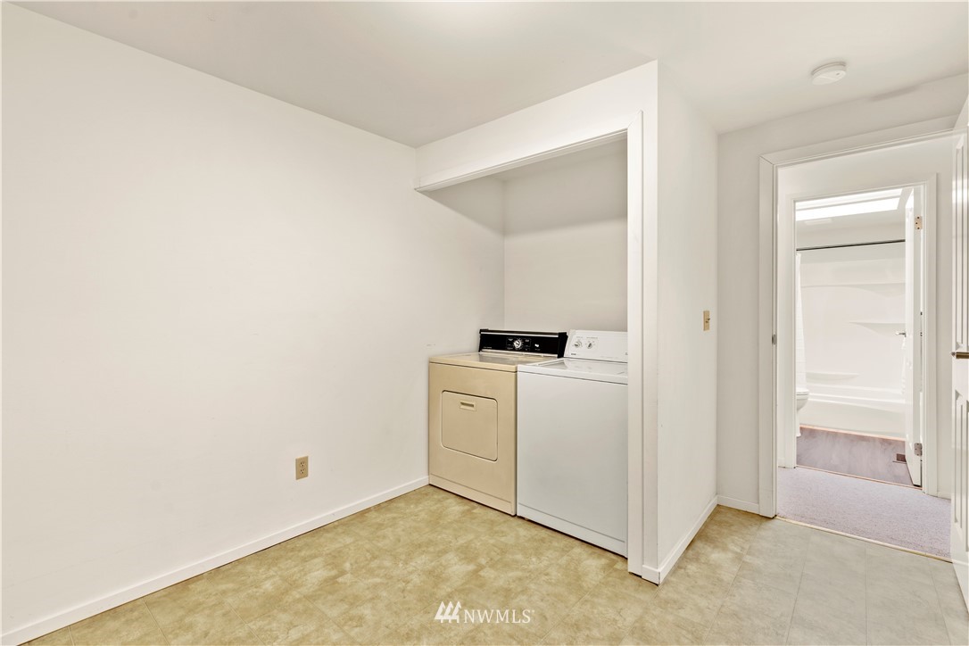 604 216th Street Southwest Bothell, WA 98021 - Photo 10 of 33 a view of utility room
