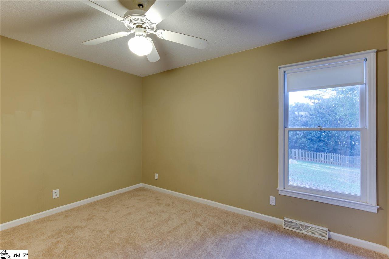 303 Wild Rice Drive Simpsonville, SC 29681 - Photo 16 of 34 Gallery Image 16