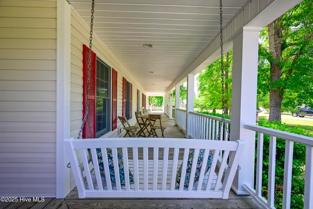 $515,000 | 237 Riverbend Road, Jacksonville, NC 28540