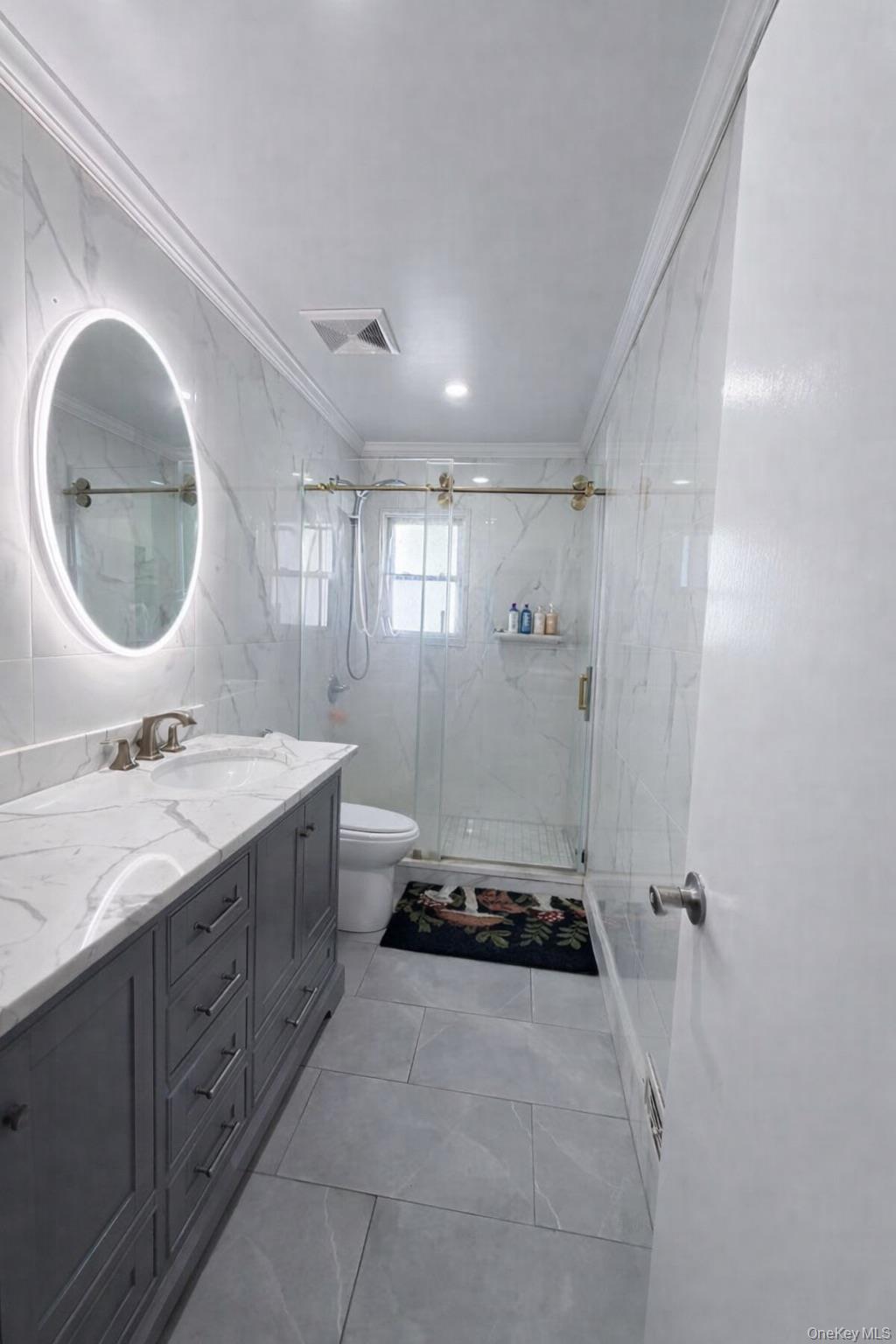 126 Radcliffe Road Plainview, NY 11803 - Photo 9 of 11