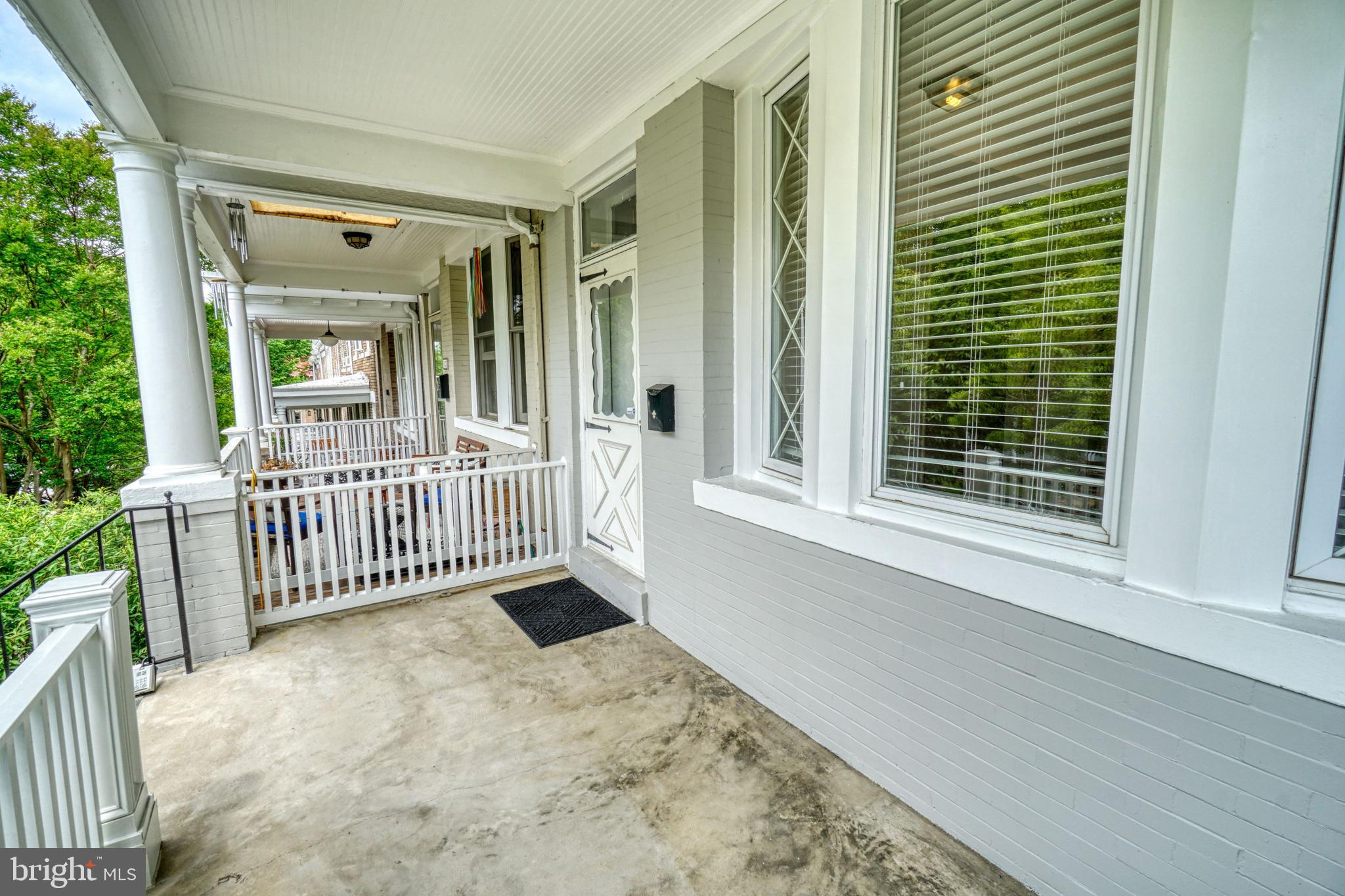 1821 Kilbourne Place Northwest Washington, DC 20010 - Photo 5 of 40