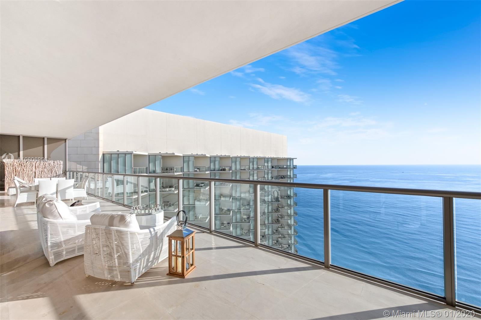 9701 Collins Avenue, Unit PH0203S Bal Harbour, FL 33154 - Photo 32 of 48