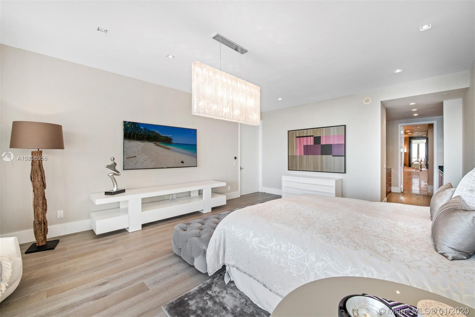 9701 Collins Avenue, Unit PH0203S Bal Harbour, FL 33154 - Photo 10 of 48