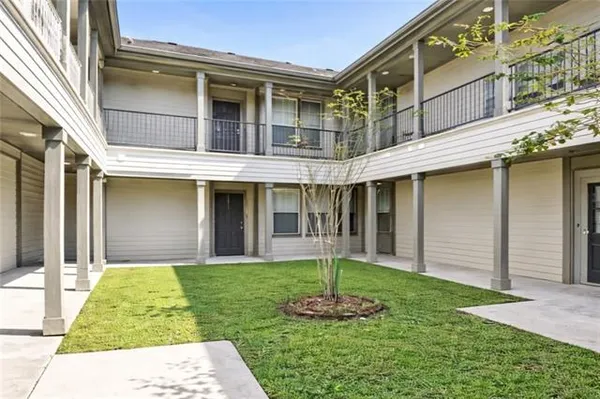 $115,900 | 350 Emerald Forest Boulevard, Unit 22109, Covington, LA 70433