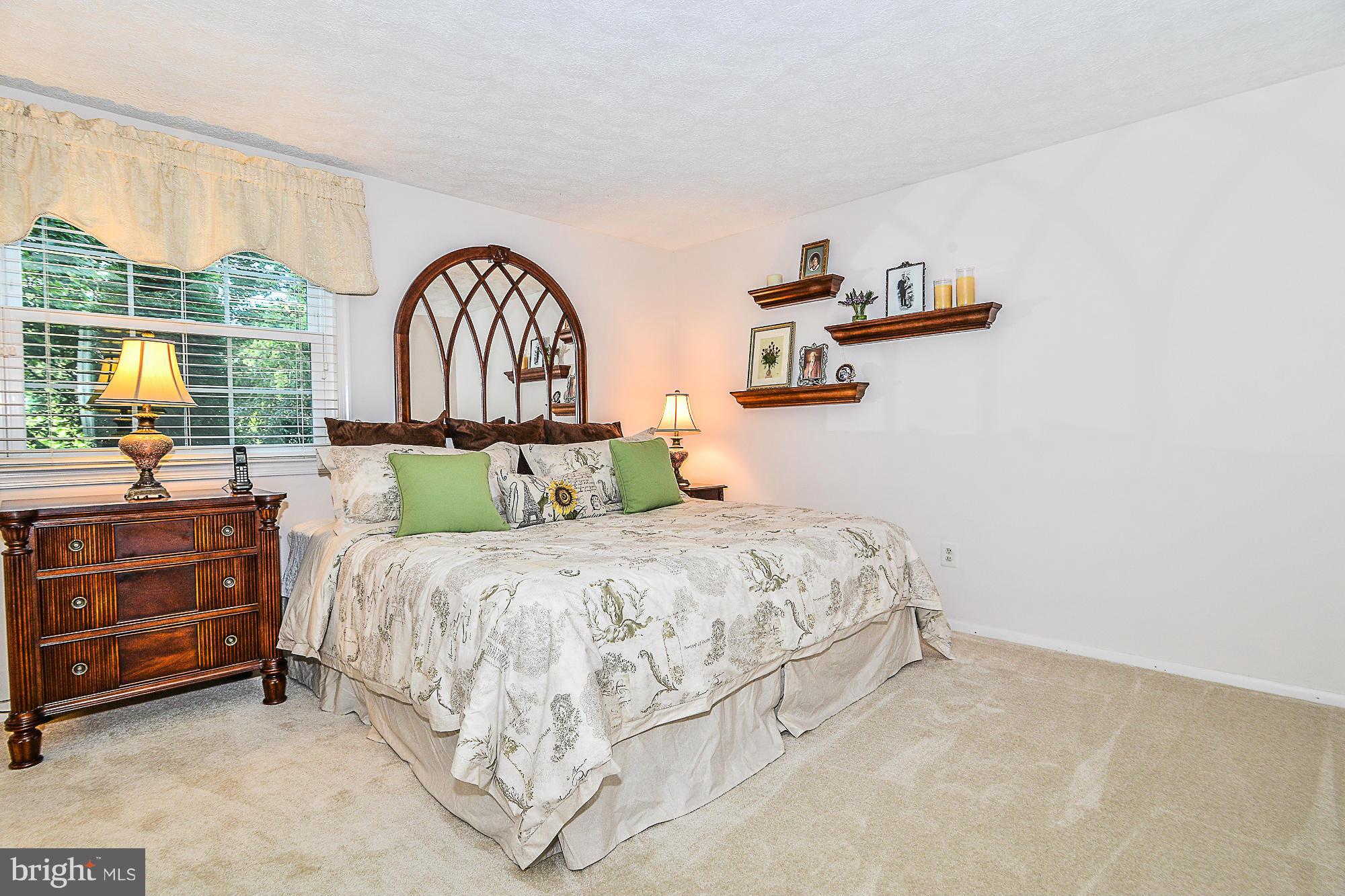 6265 Lee Chapel Road Burke, VA 22015 - Photo 13 of 30 Bedroom (Master)