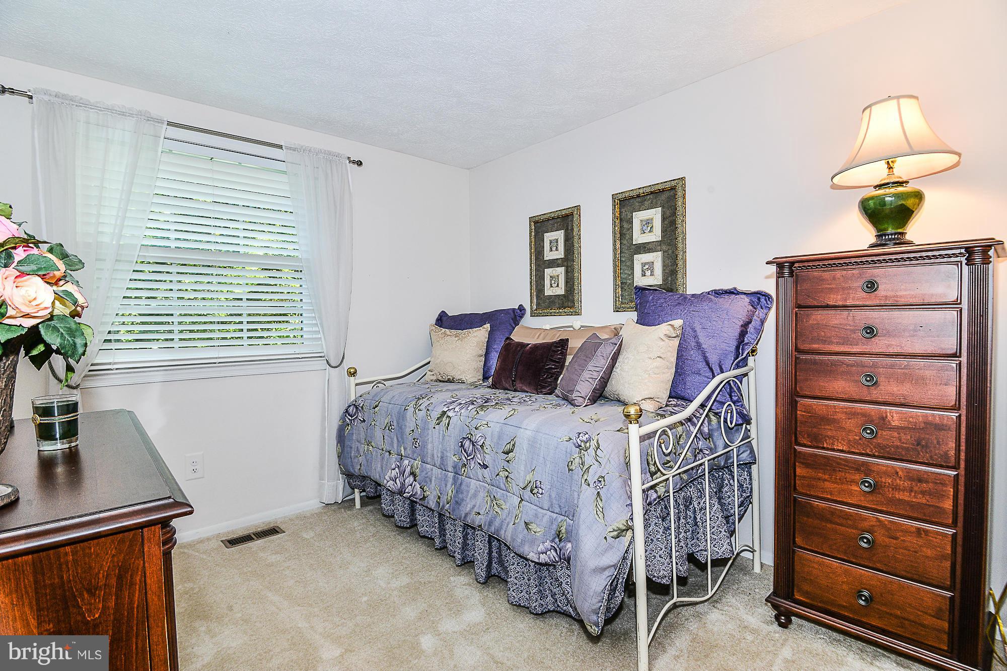 6265 Lee Chapel Road Burke, VA 22015 - Photo 16 of 30 Bedroom