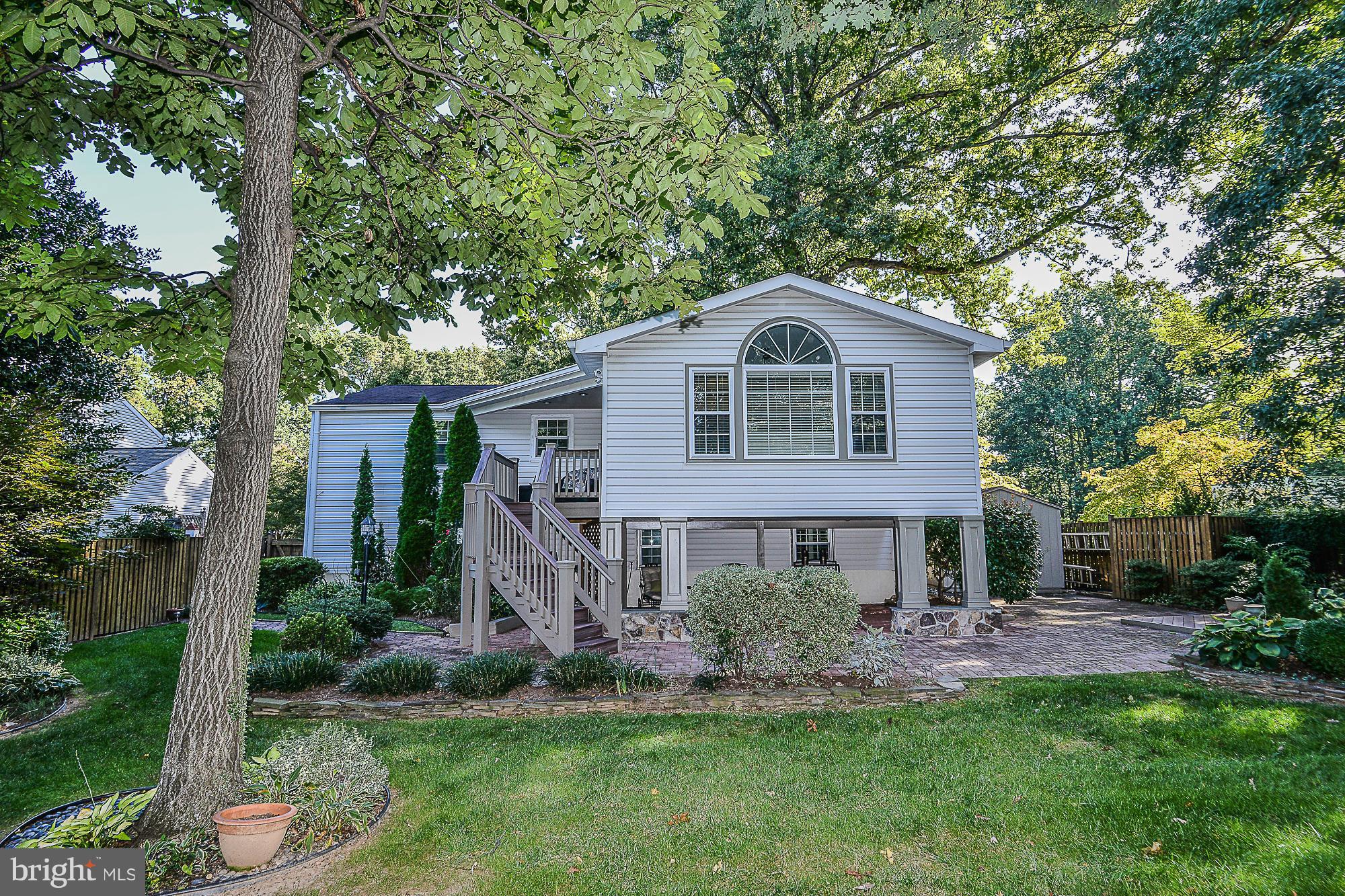 6265 Lee Chapel Road Burke, VA 22015 - Photo 23 of 30 Exterior (Rear)