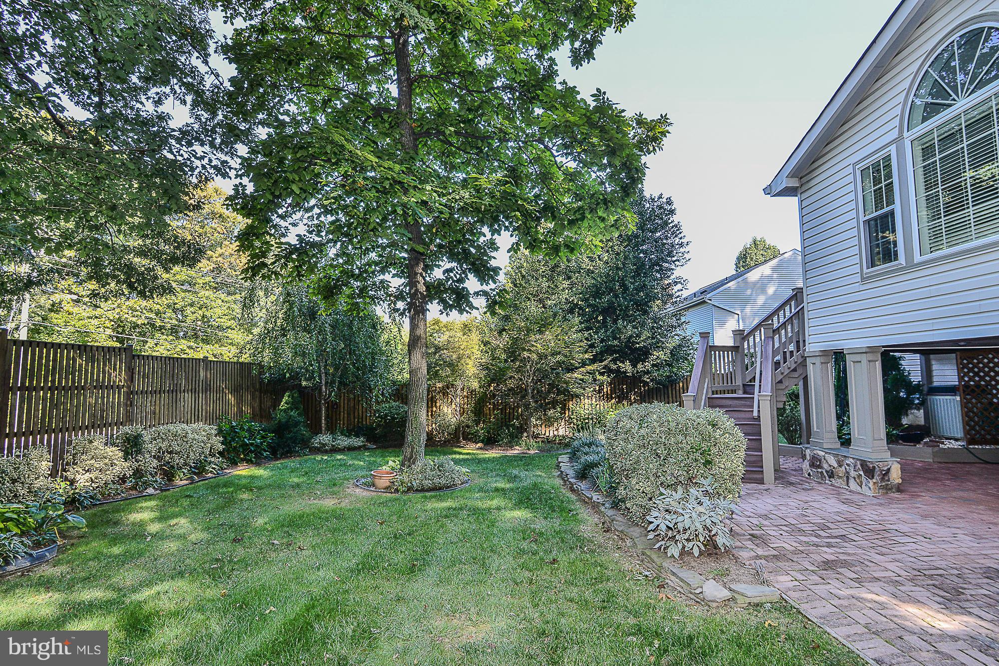 6265 Lee Chapel Road Burke, VA 22015 - Photo 25 of 30 Exterior (Rear)