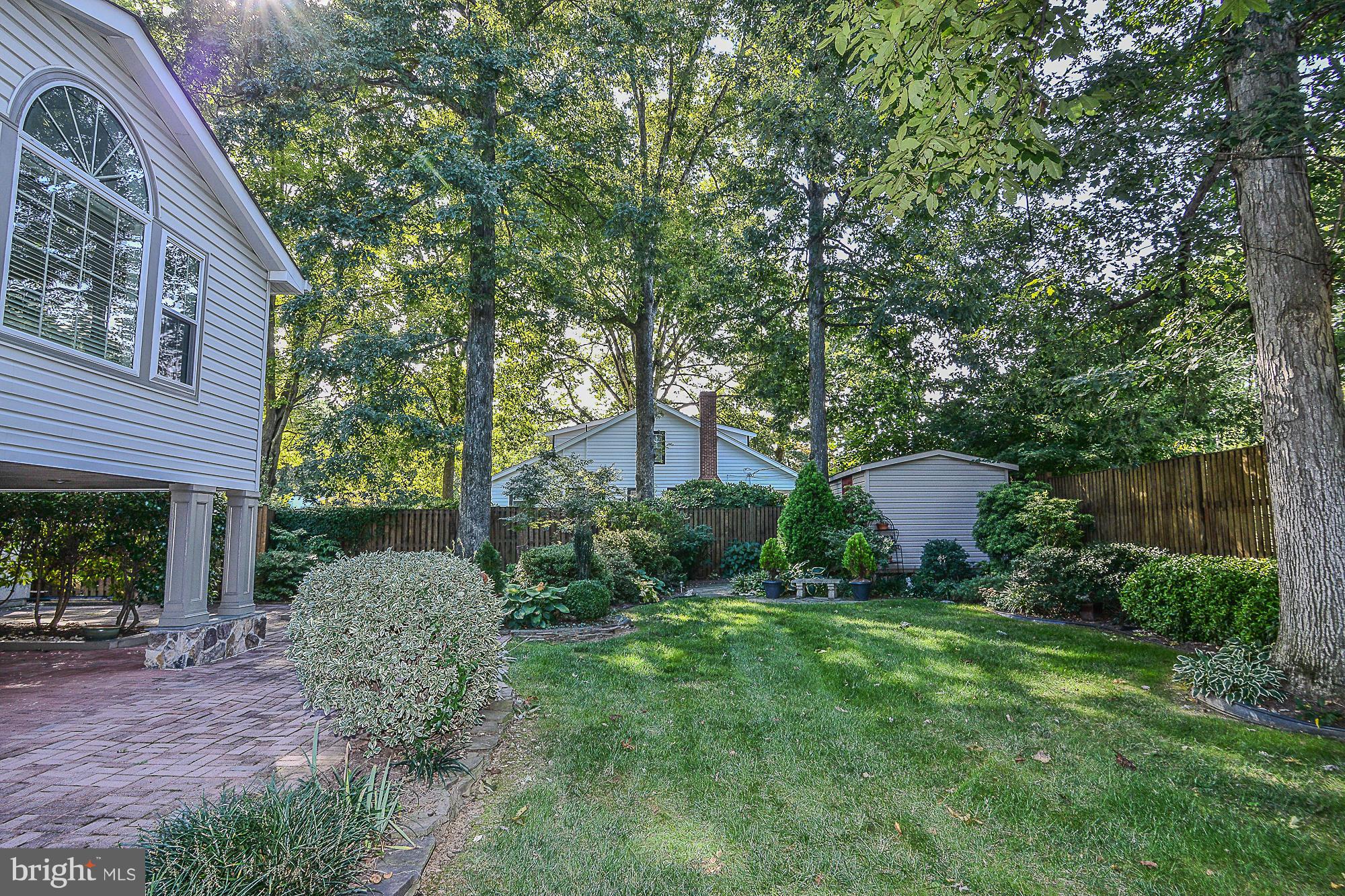 6265 Lee Chapel Road Burke, VA 22015 - Photo 26 of 30 Exterior (Rear)