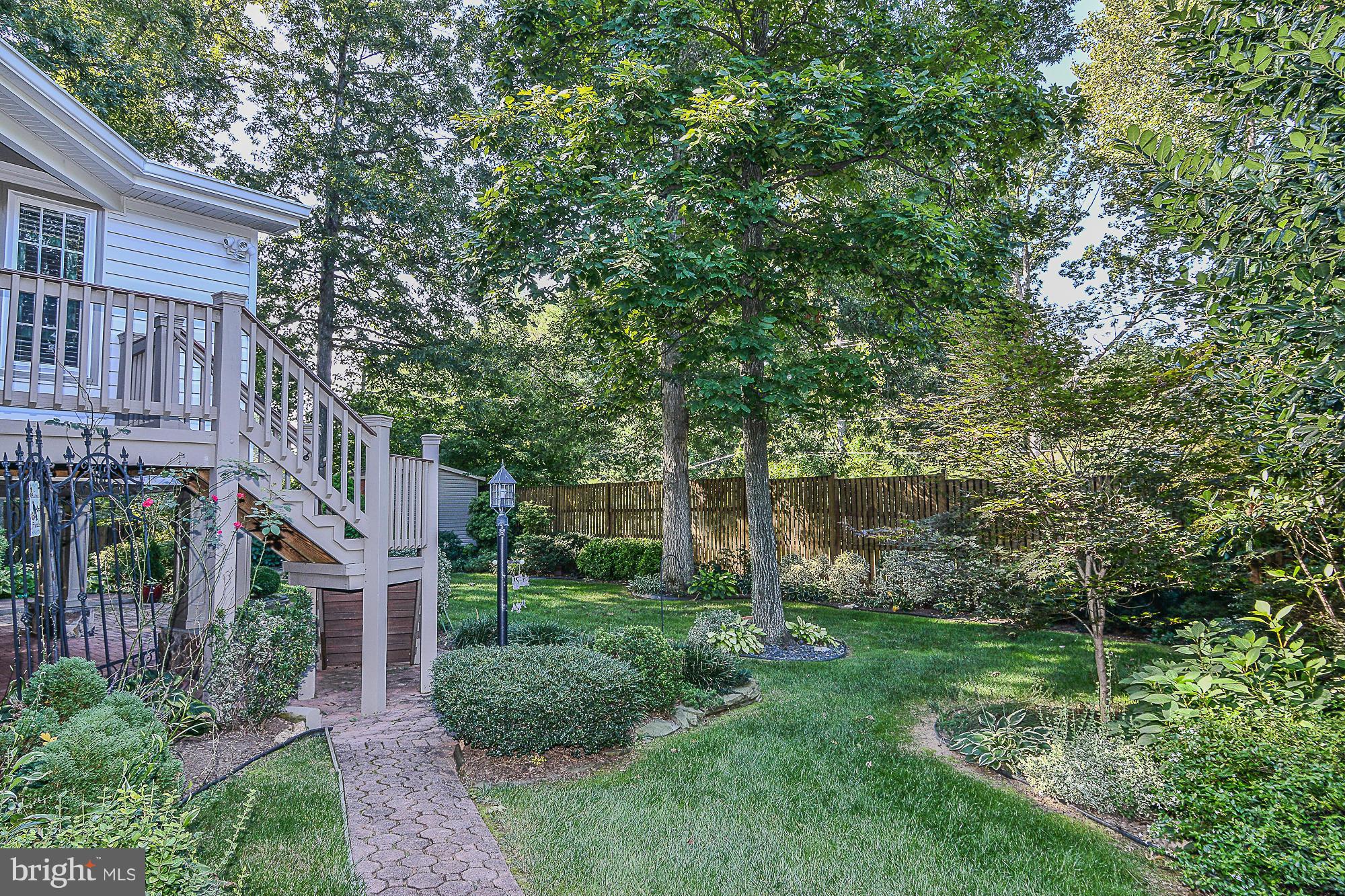 6265 Lee Chapel Road Burke, VA 22015 - Photo 27 of 30 Exterior (Rear)