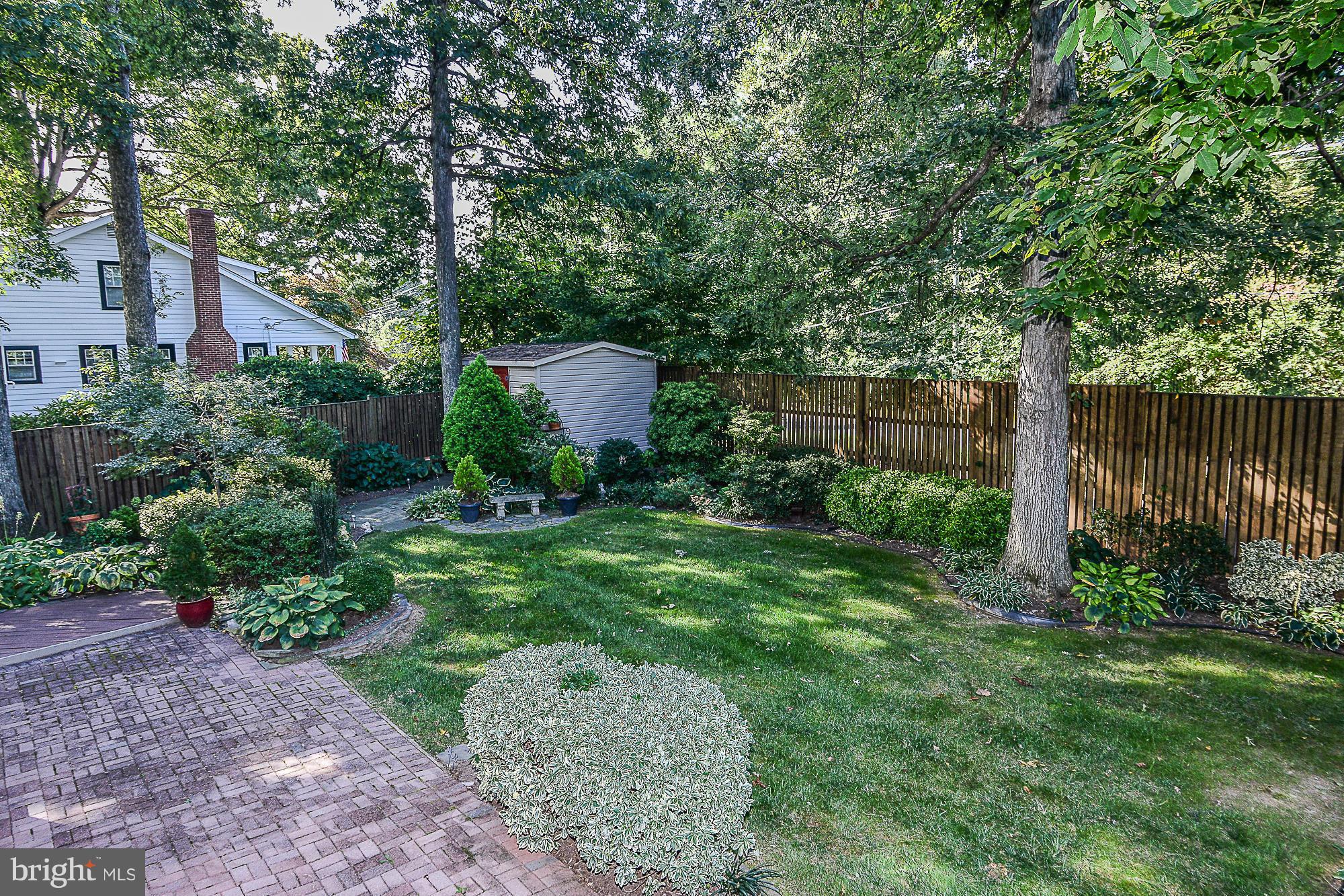 6265 Lee Chapel Road Burke, VA 22015 - Photo 29 of 30 Exterior (Rear)
