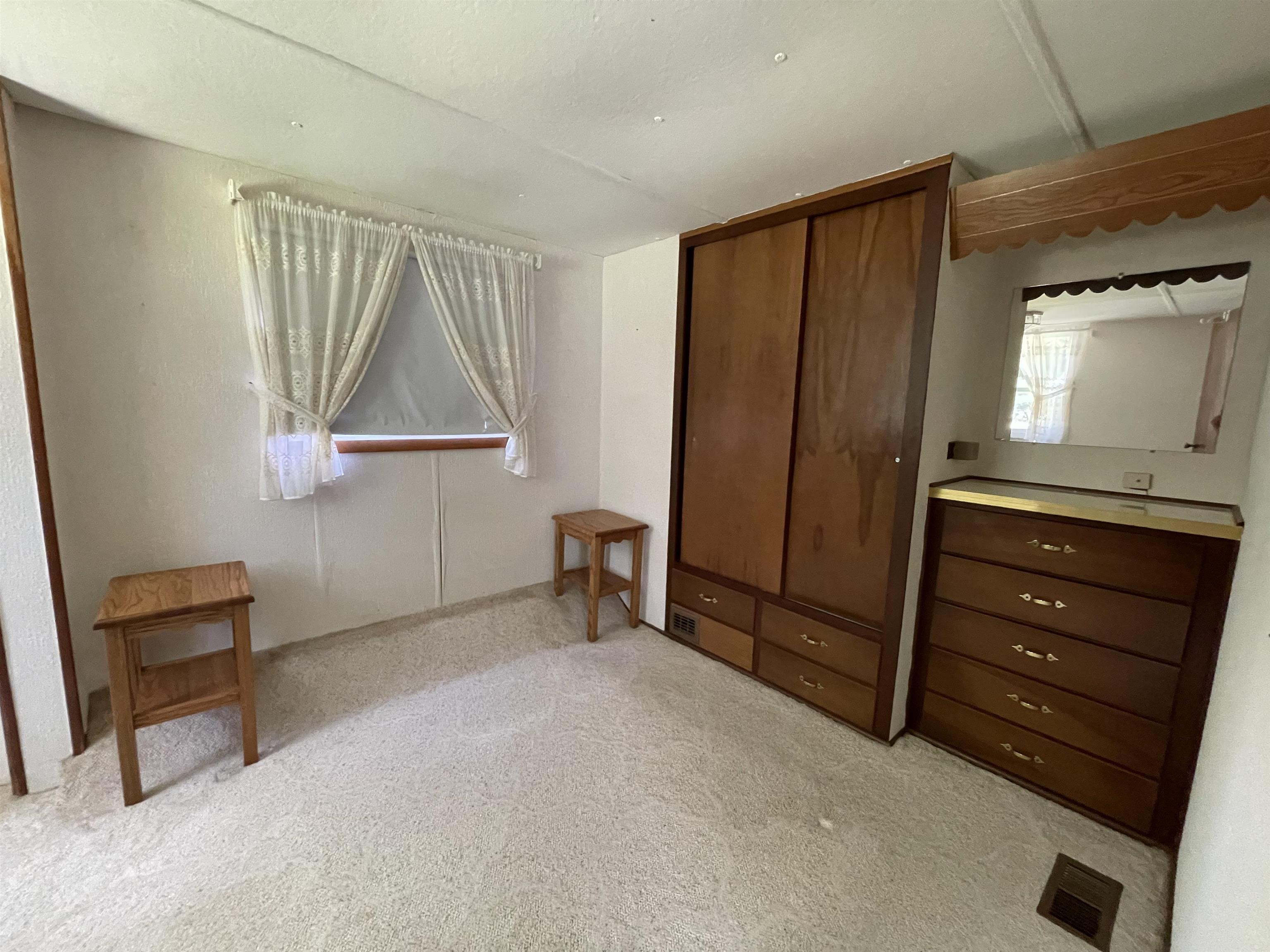 755 Weber Road Gladwin, MI 48624 - Photo 42 of 90 1903685-41.JPG