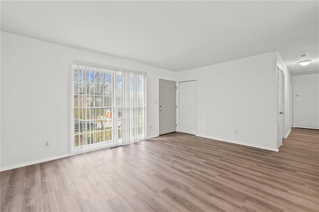 4488 Richard Road Conley, GA 30288 - Photo 7 of 28