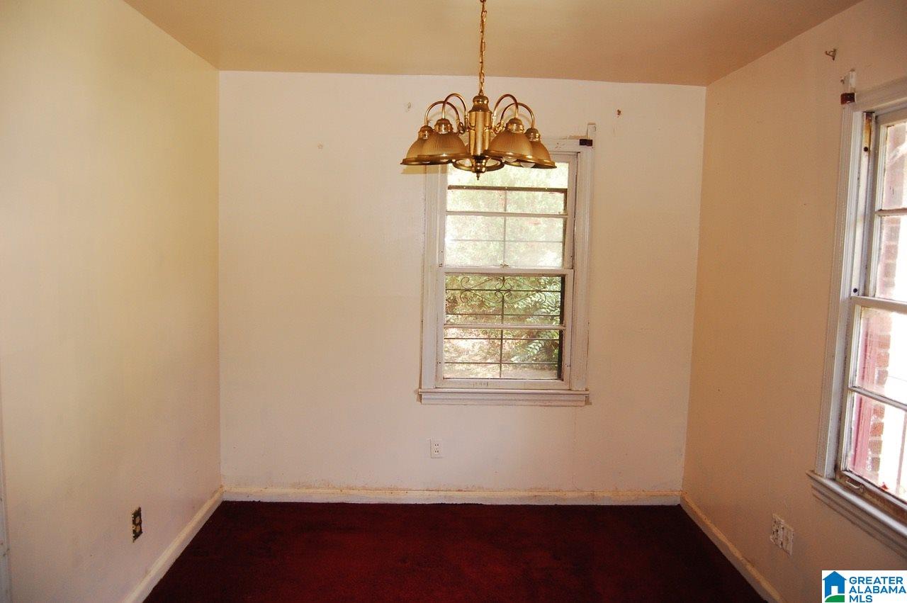 304 Ridgewood Avenue Fairfield, AL 35064 - Photo 4 of 18