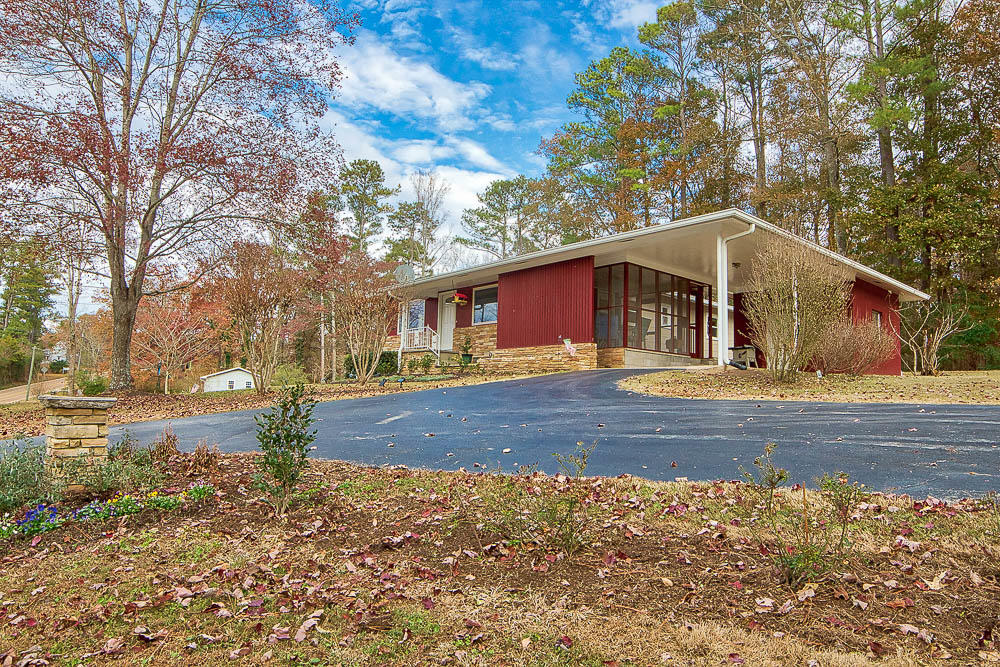11033 Apison Pike Apison, TN 37302 - Photo 3 of 28 angled front