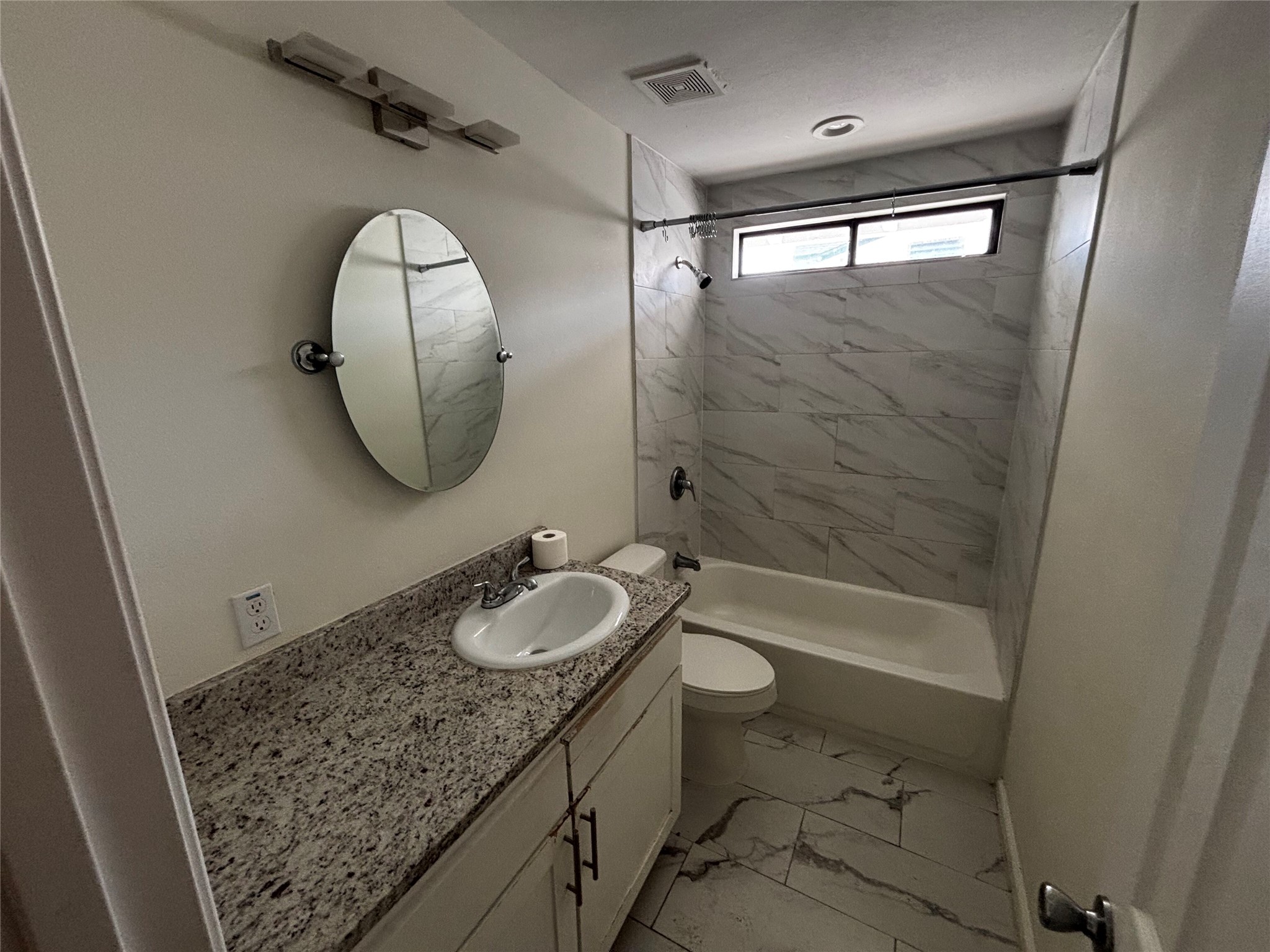 403 Delmar Avenue Austin, TX 78752 - Photo 7 of 20