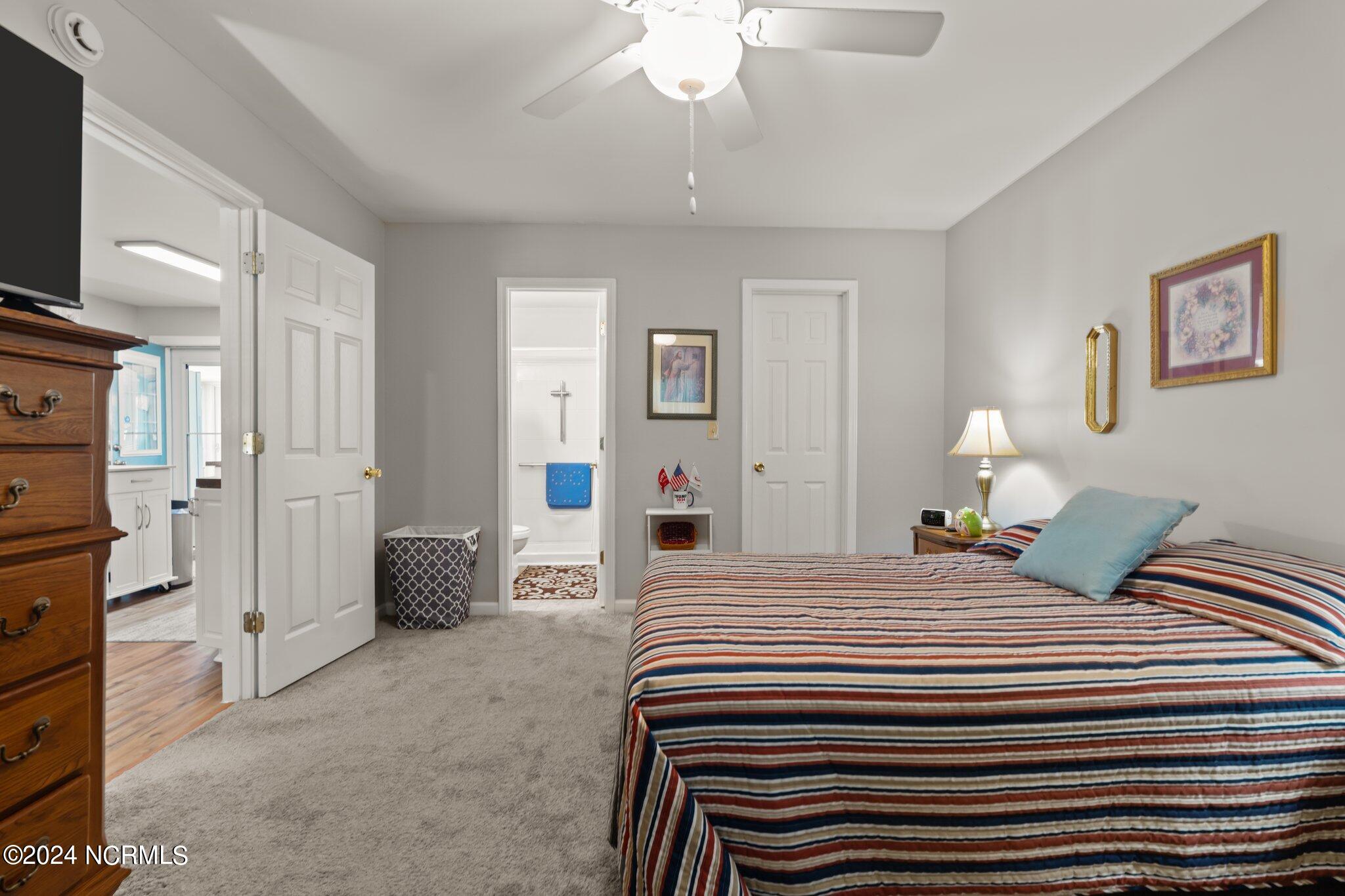 4432 Carthage Road West End, NC 27376 - Photo 15 of 39 1-web-or-mls-DSC01916