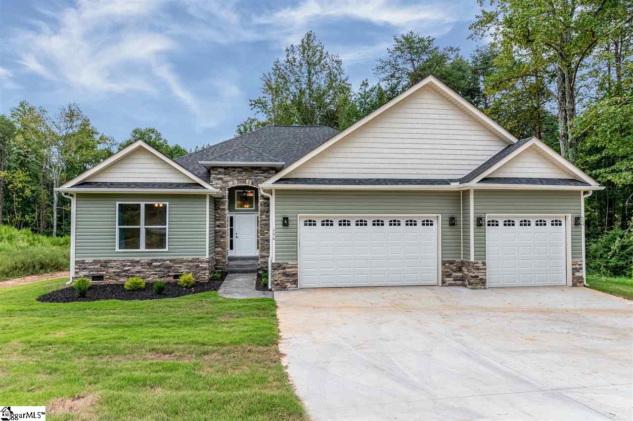 306 Tanyard Road Greenville, SC 29609 - Photo 1 of 36