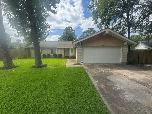 $1,795 | 23139 Lestergate Drive, Spring, TX 77373
