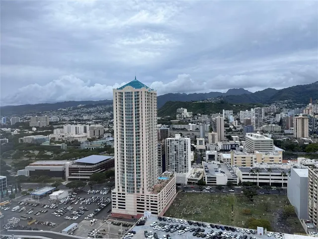 $4,200 | 888 Kapiolani Boulevard, Unit 3511, Honolulu, HI 96813