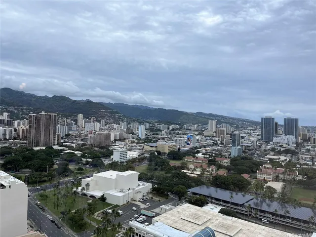 $4,200 | 888 Kapiolani Boulevard, Unit 3511, Honolulu, HI 96813