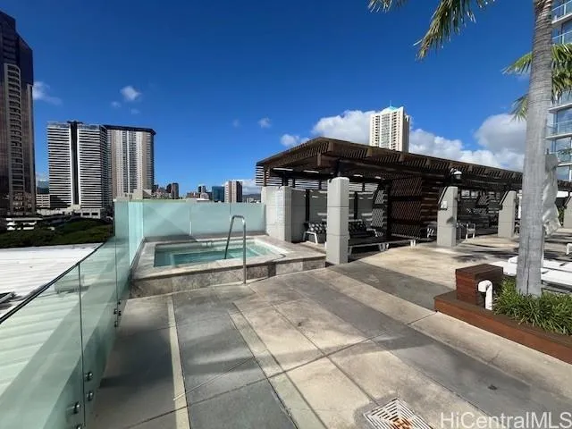 $4,200 | 888 Kapiolani Boulevard, Unit 3511, Honolulu, HI 96813
