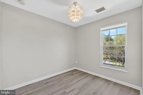 $3,600 | 7409 Gadsby Square, Alexandria, VA 22315