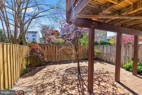 $3,600 | 7409 Gadsby Square, Alexandria, VA 22315