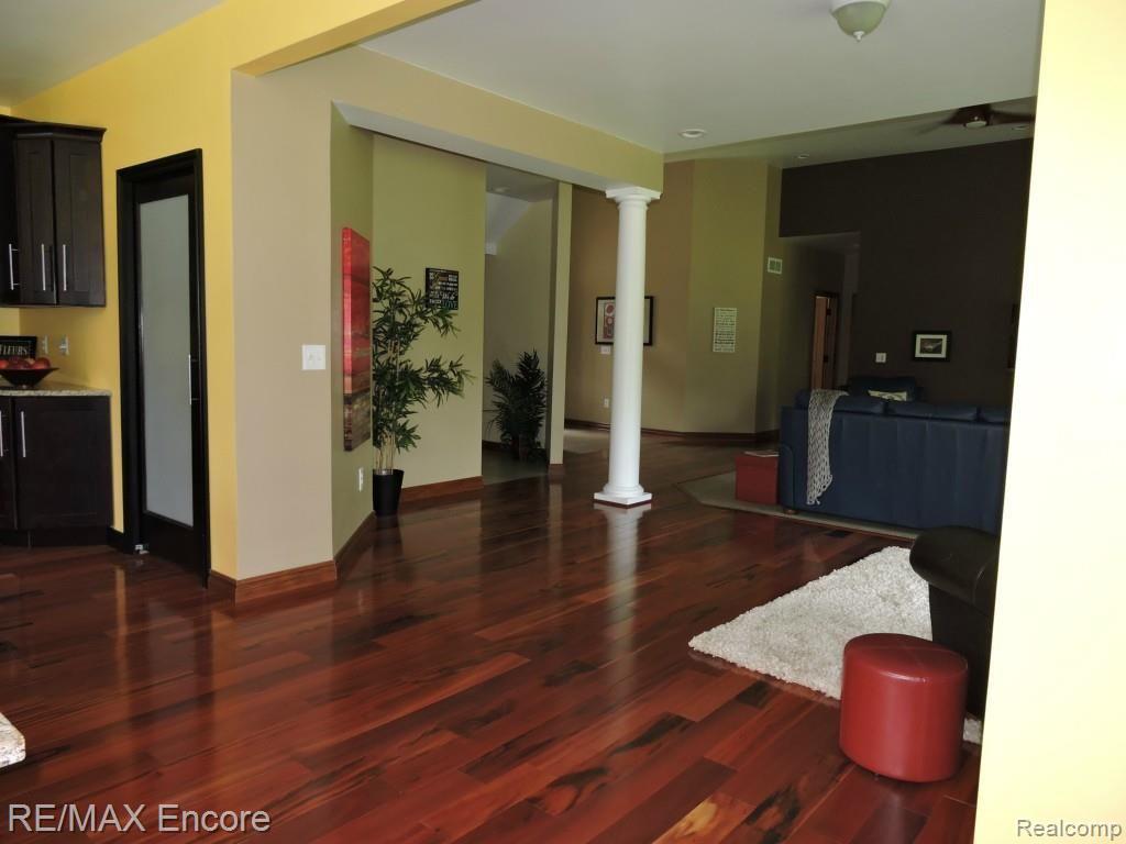 2470 Ridge Road White Lake, MI 48383 - Photo 23 of 44 DSCN1307.jpg
