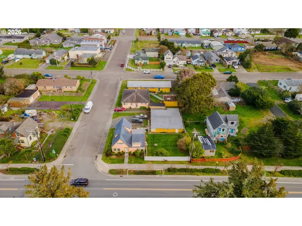 $1,200,000 | 303 South Empire Boulevard, Coos Bay, OR 97420