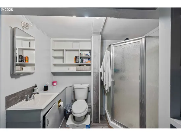 $1,200,000 | 303 South Empire Boulevard, Coos Bay, OR 97420