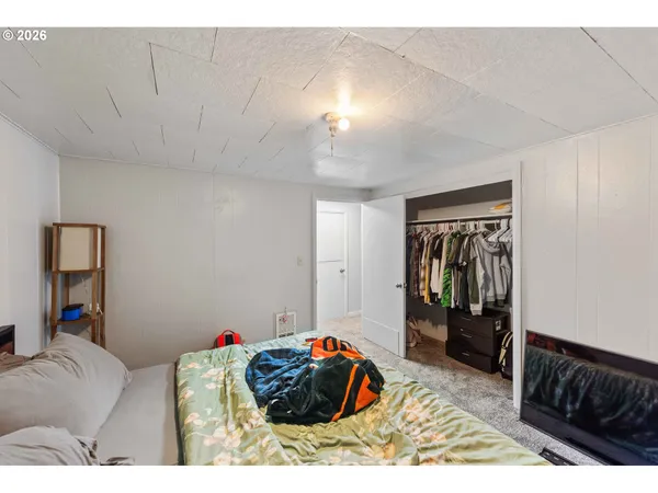 $1,200,000 | 303 South Empire Boulevard, Coos Bay, OR 97420