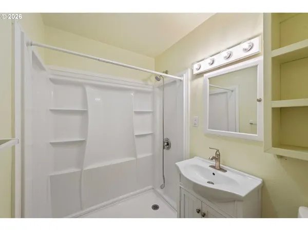 $1,200,000 | 303 South Empire Boulevard, Coos Bay, OR 97420