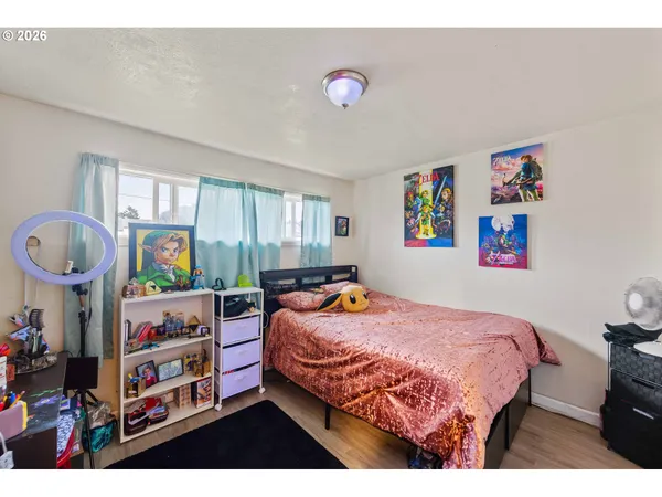 $1,200,000 | 303 South Empire Boulevard, Coos Bay, OR 97420