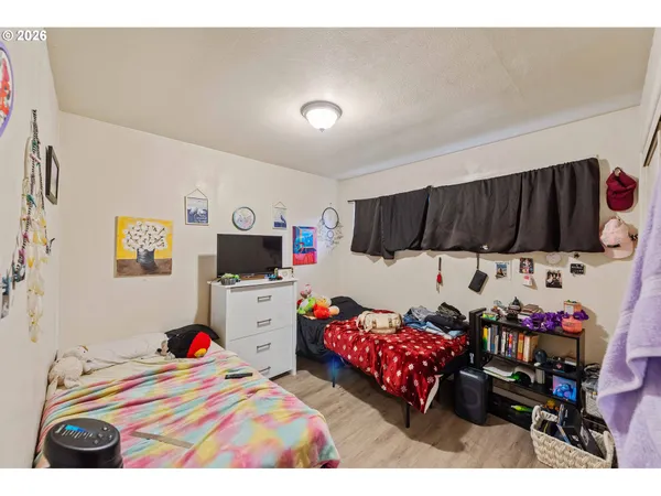 $1,200,000 | 303 South Empire Boulevard, Coos Bay, OR 97420